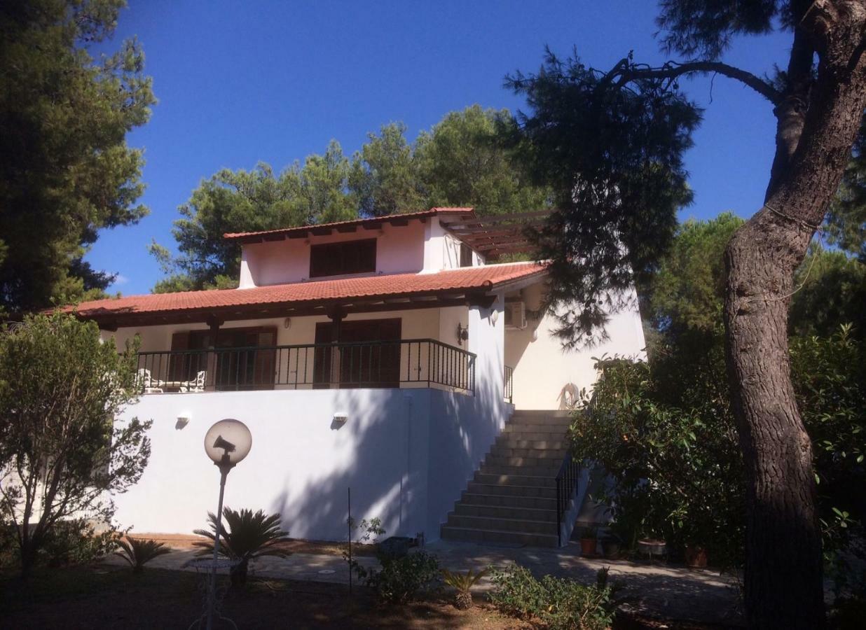 Seaside Villa In Alikes, Chalkida Dhrosiá Eksteriør billede